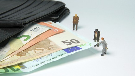 Explore the Feedback for Financial Consultants in Ireland